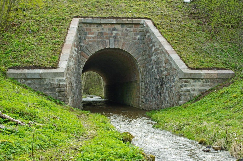 Tunelis upeliui